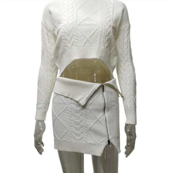 Cable Knit Chic: Cropped Sweater & Fold-Over Mini Skirt Set | Chicgenes - Picture 5 of 6